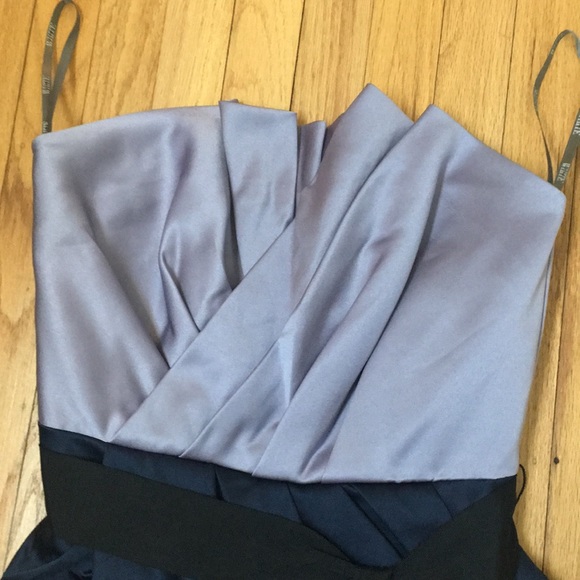 Vera Wang Short Draped Dress - Picture 6 of 8